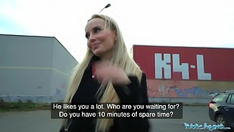 Public Agent Meet one of the sexiest MILFs in Prague