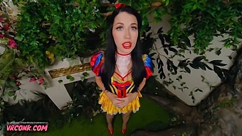 Enjoy The Amazing Vr Sex Parody Of Snow White With Alex Coal